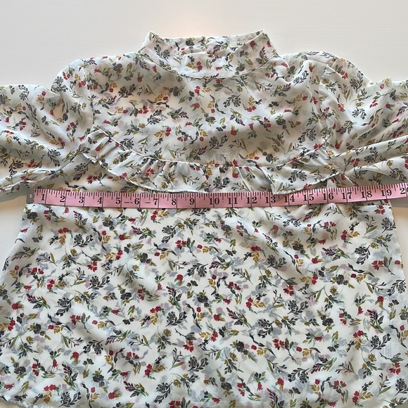 Bleuh ciel Ruffle Top - Picture 11 of 13